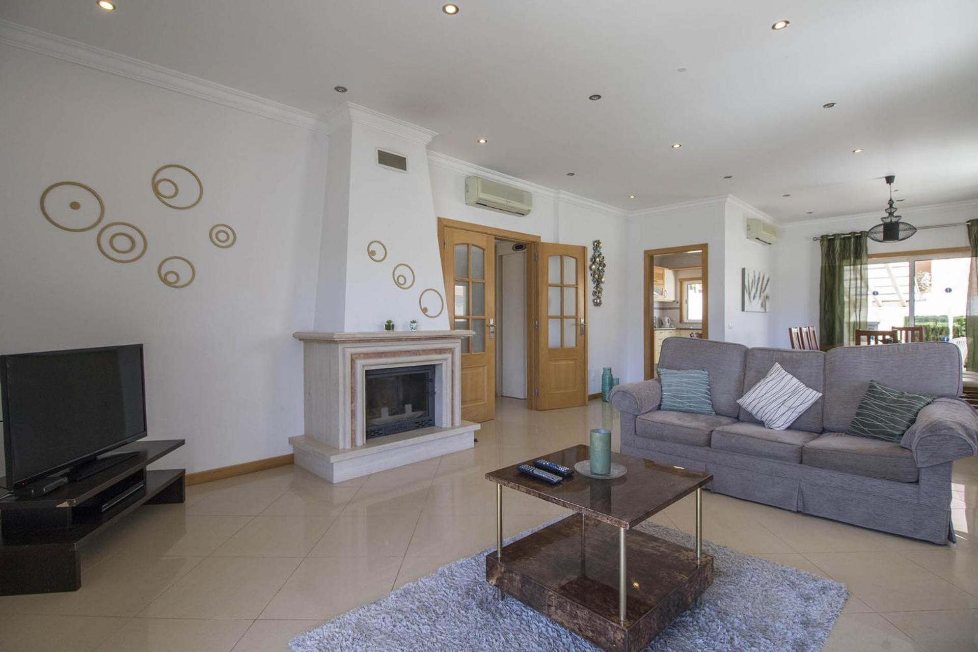 Villa Maresia Patroves Екстер'єр фото